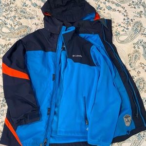 Colombia Juniors Snow Jacket (interchangeable and Omni tech design) Size 14-16.